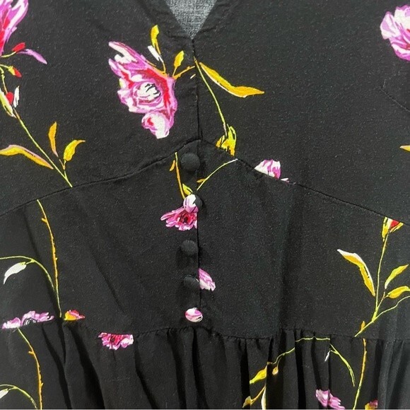 Black and pink floral aline button dress size XS - Picture 6 of 8